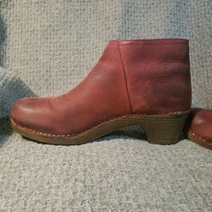 dansko max ankle bootie